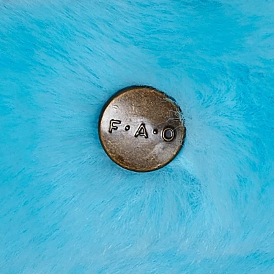 FAO Schwarz 17" Glow Brights LED With Sound Whale Toy Plush 8 FAO Schwarz 17" Glow Brights LED With Sound Whale Toy Plush - Image 6