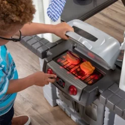 Step2 Grand Walk-in Classic Kitchen & Grill - 118pc -Best Toy Store GUEST 36de2f8e 1f8c 4847 93f6 010e6c16e31e