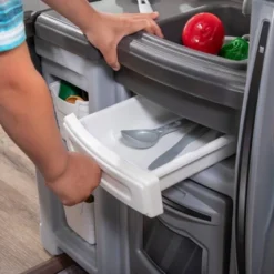 Step2 Grand Walk-in Classic Kitchen & Grill - 118pc -Best Toy Store GUEST 582fce81 1289 4be2 8586 189cdb4b7efe